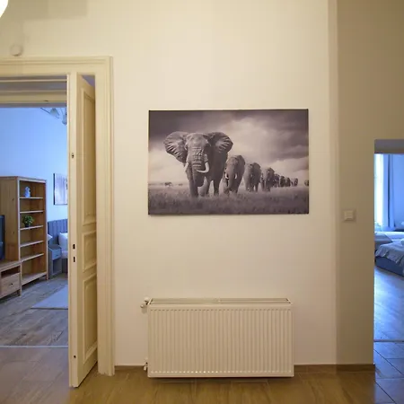 Elephant's Oasis Апартаменты