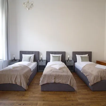 Апартаменты Elephant's Oasis